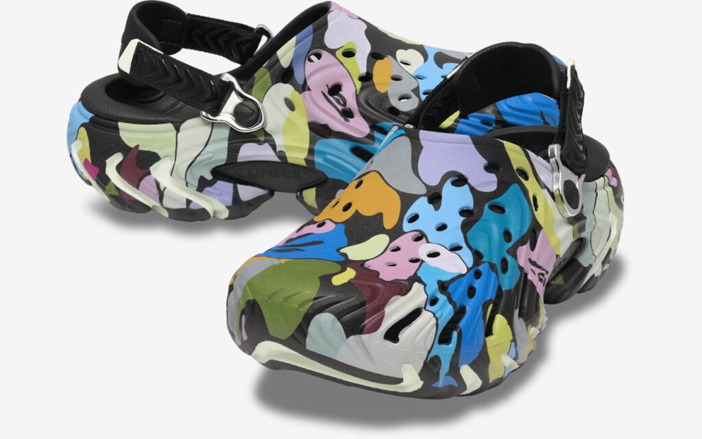 BAPE × Crocs Echo II: камуфляж спрятал светящиеся каналы в подошве